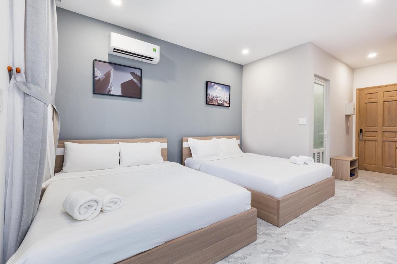 Yours Studio Airport Hotel Ho Chi Minh City Exterior photo