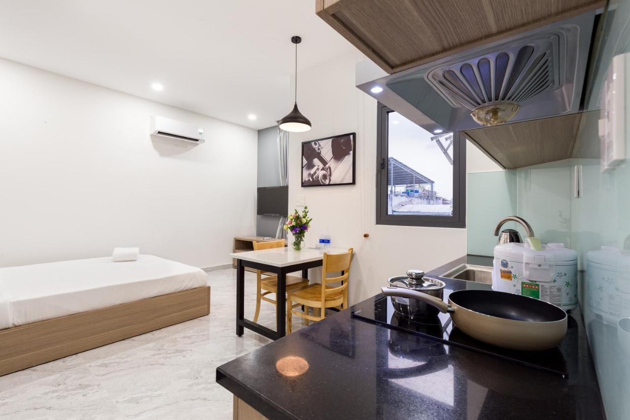 Yours Studio Airport Hotel Ho Chi Minh City Exterior photo