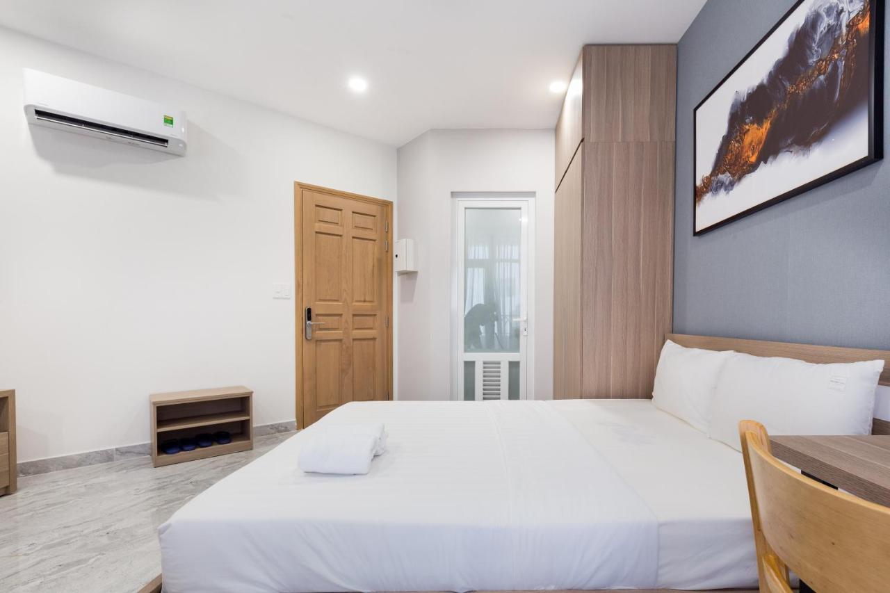 Yours Studio Airport Hotel Ho Chi Minh City Exterior photo