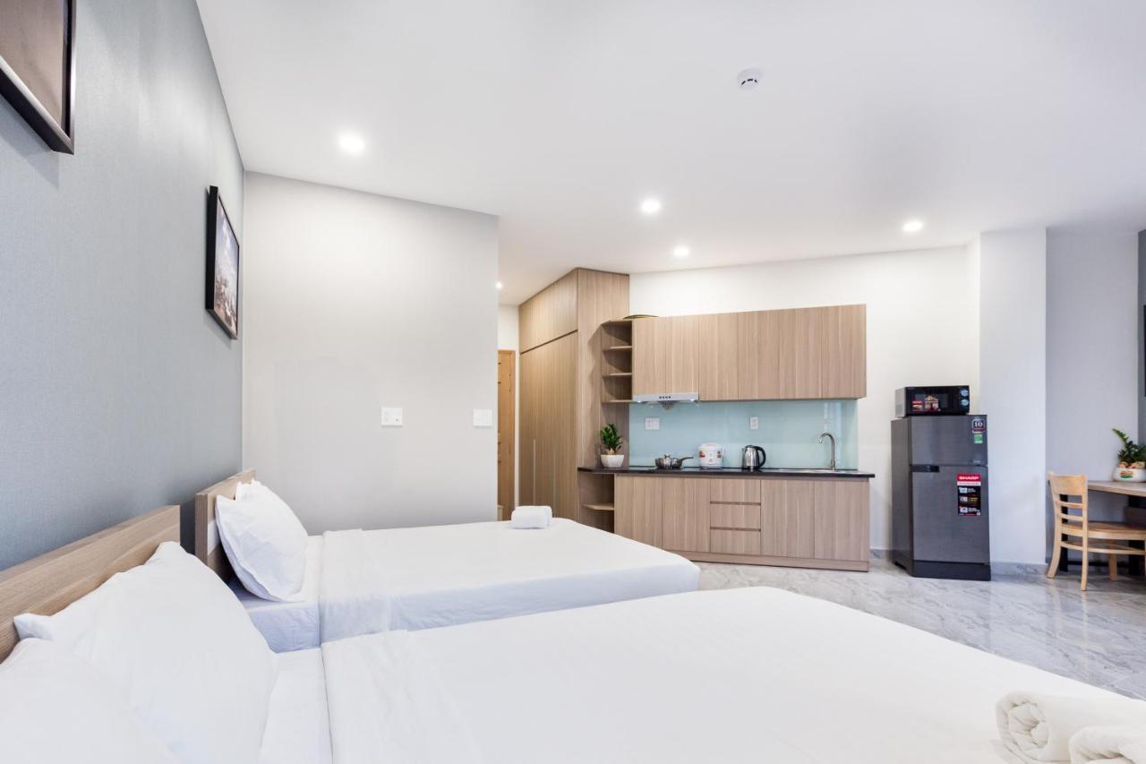 Yours Studio Airport Hotel Ho Chi Minh City Exterior photo