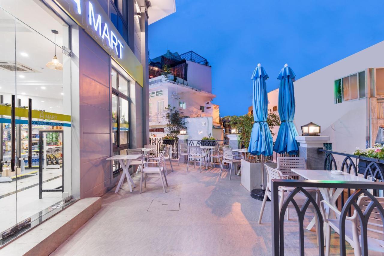 Yours Studio Airport Hotel Ho Chi Minh City Exterior photo