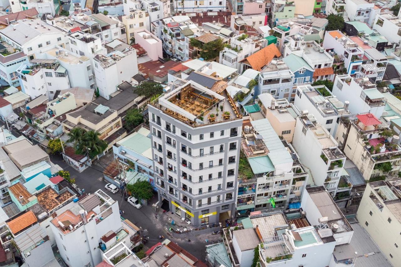 Yours Studio Airport Hotel Ho Chi Minh City Exterior photo