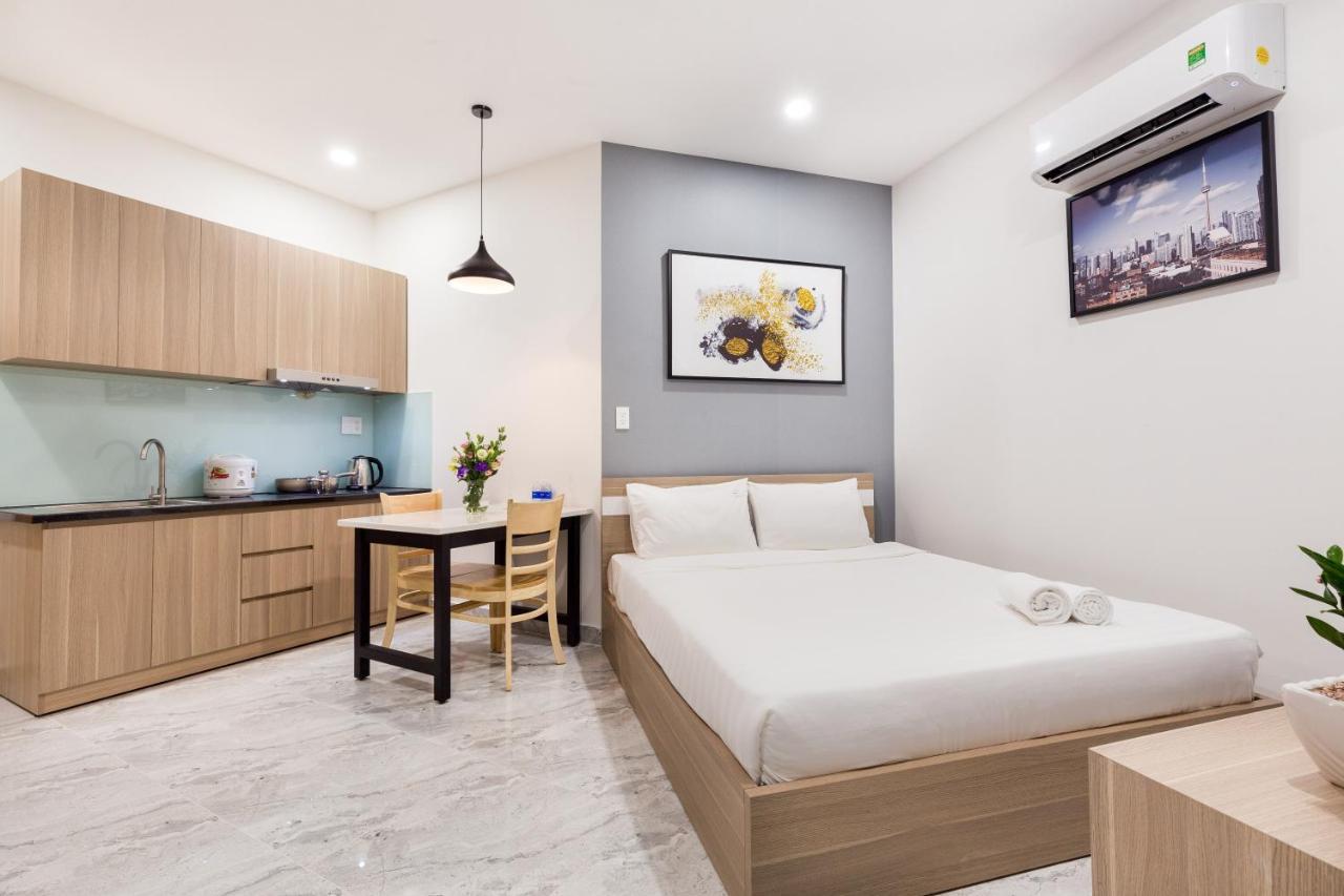 Yours Studio Airport Hotel Ho Chi Minh City Exterior photo