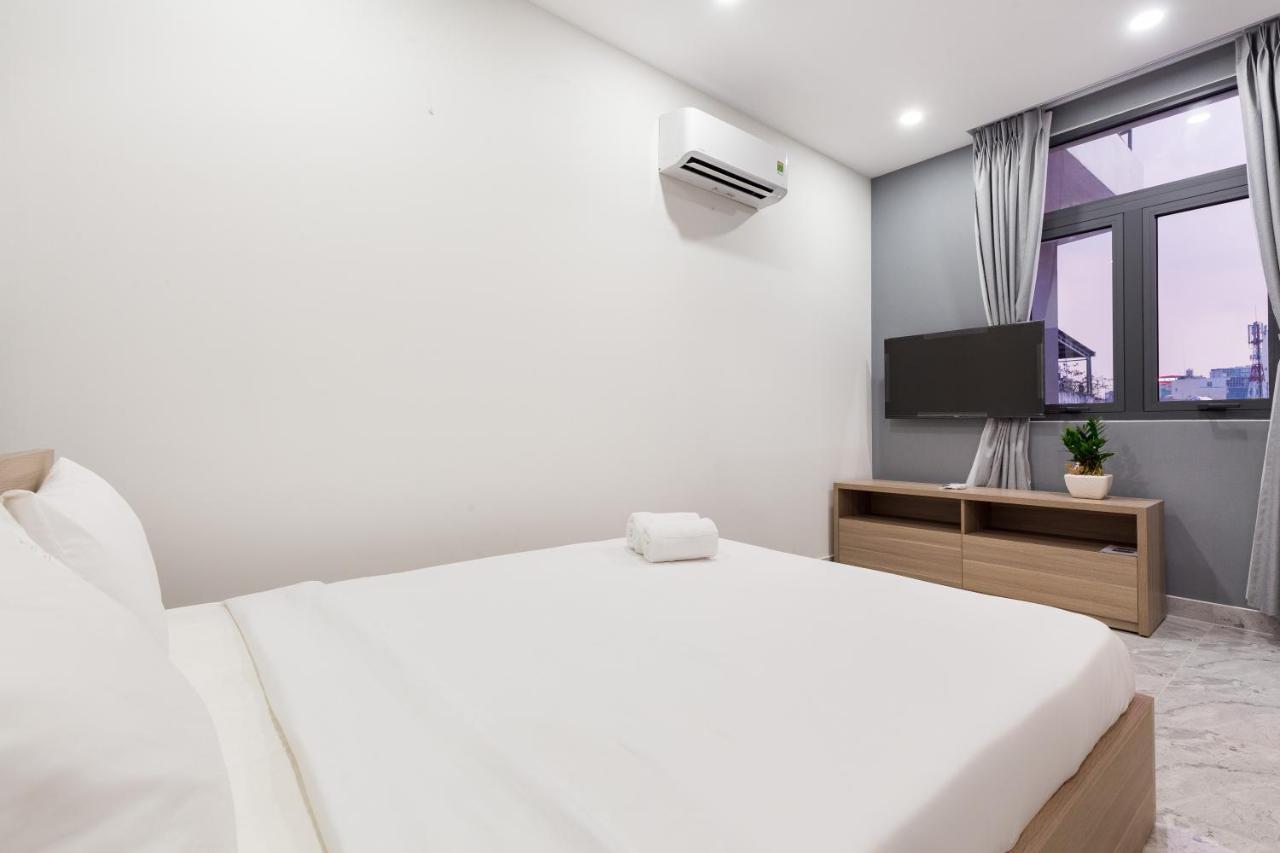 Yours Studio Airport Hotel Ho Chi Minh City Exterior photo