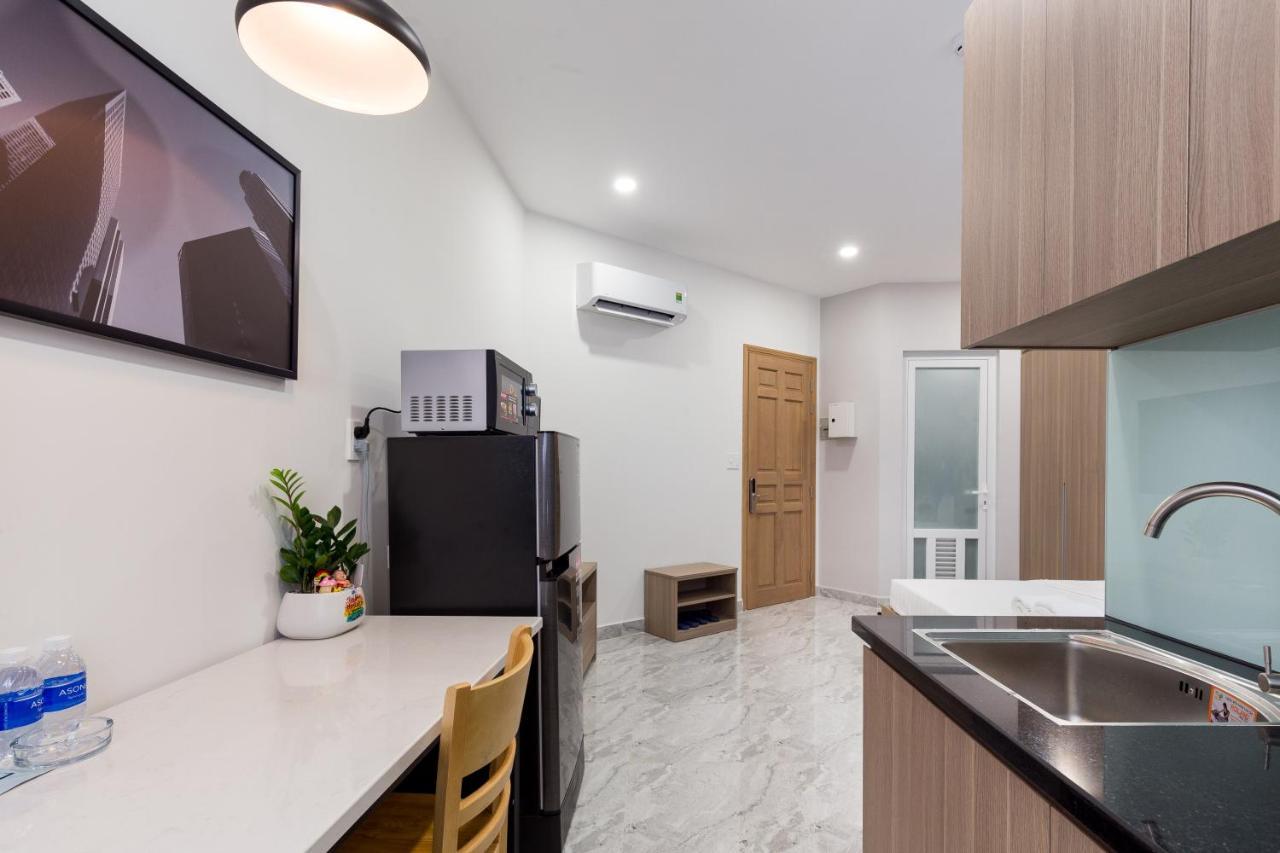 Yours Studio Airport Hotel Ho Chi Minh City Exterior photo