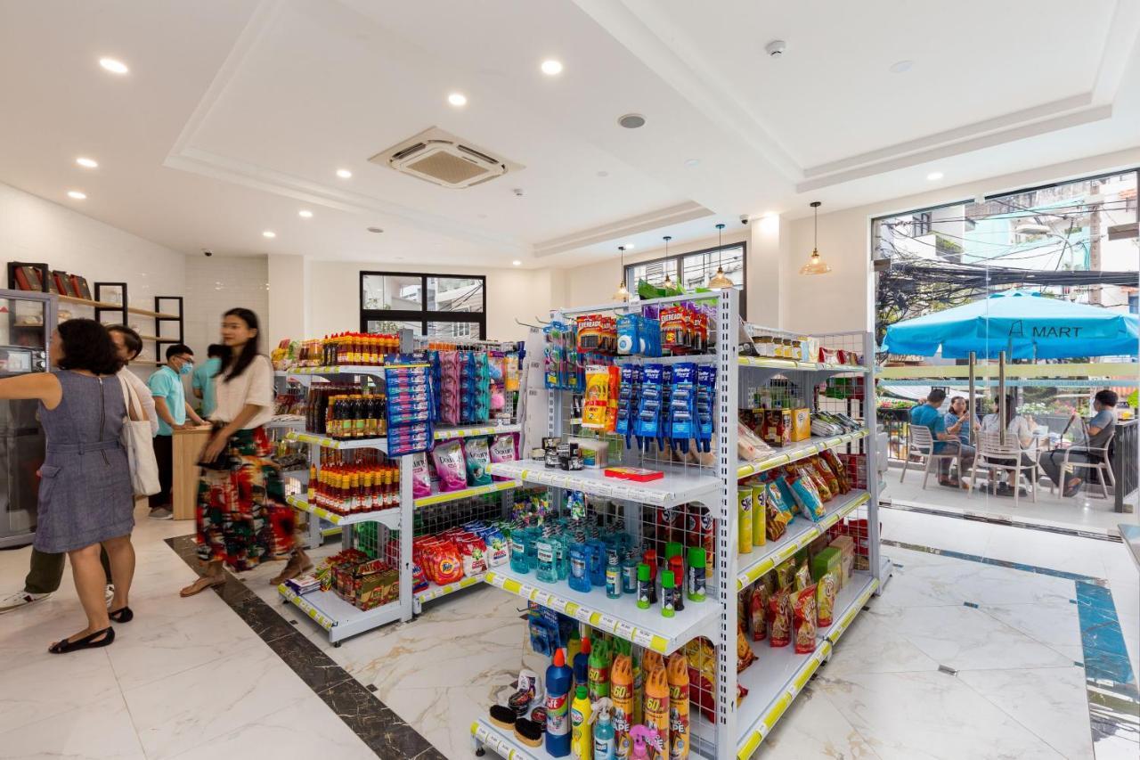 Yours Studio Airport Hotel Ho Chi Minh City Exterior photo