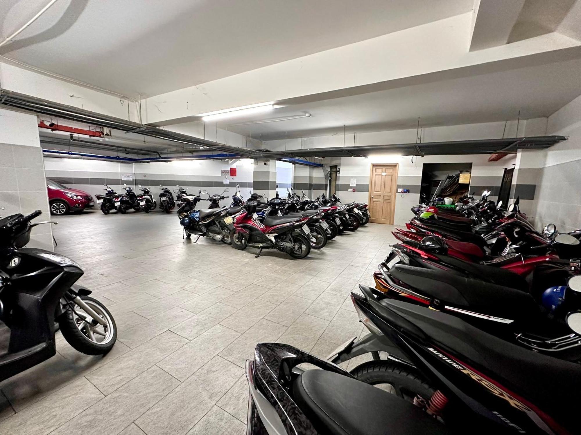 Yours Studio Airport Hotel Ho Chi Minh City Exterior photo